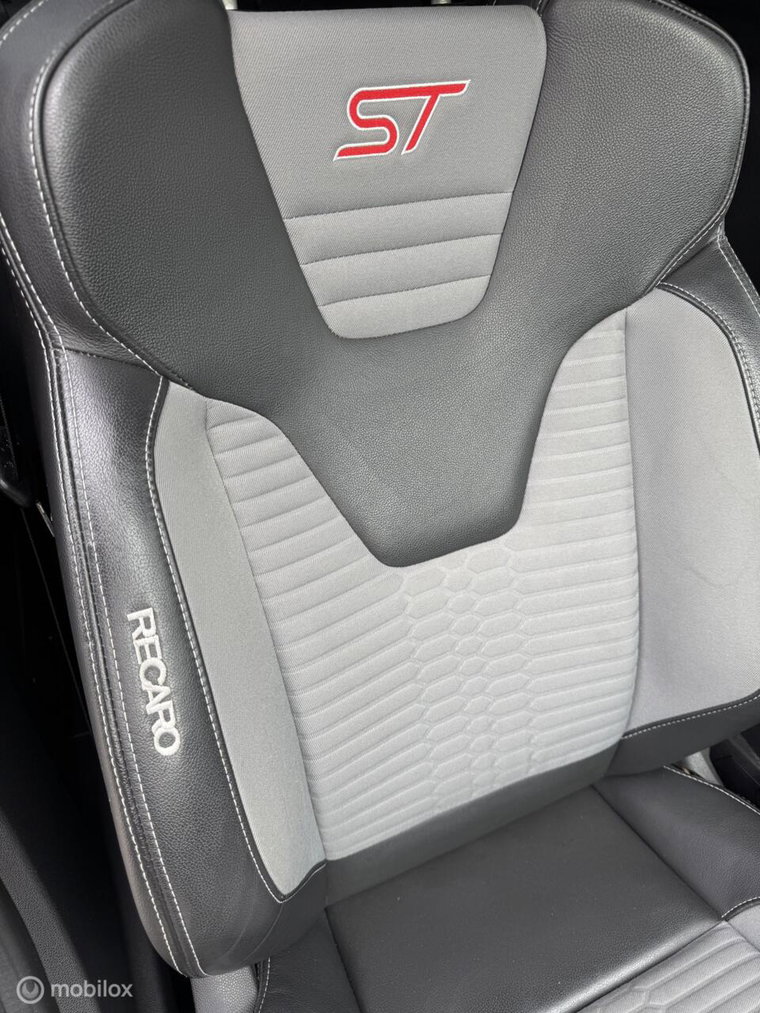 Vehicle Image 27