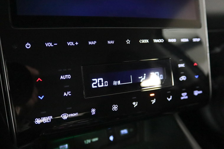Vehicle Image 41