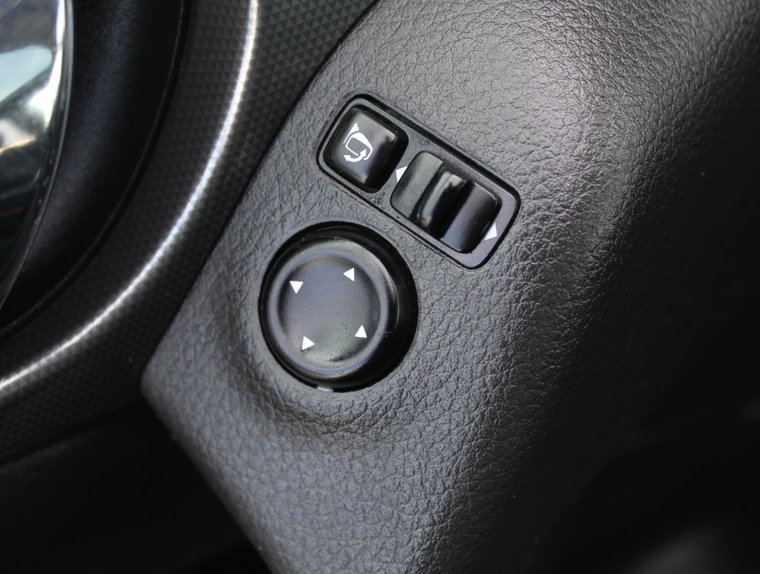 Vehicle Image 52
