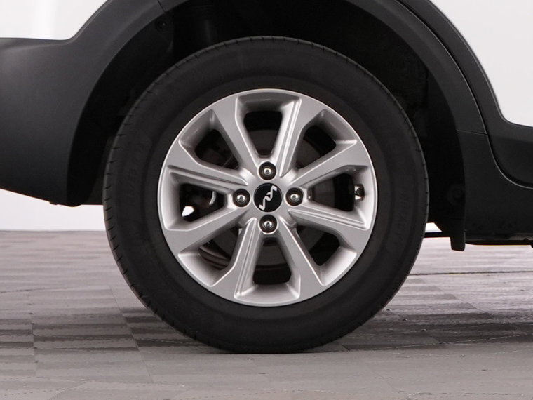 Vehicle Image 39