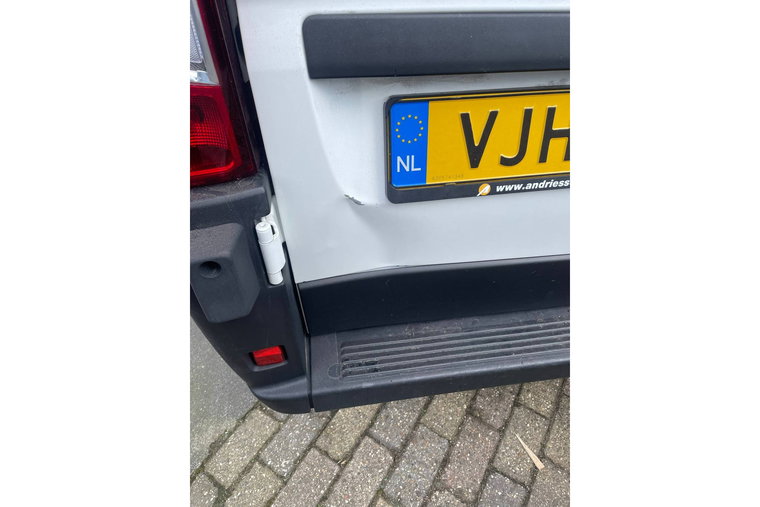 Vehicle Image 24