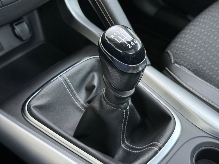Vehicle Image 36