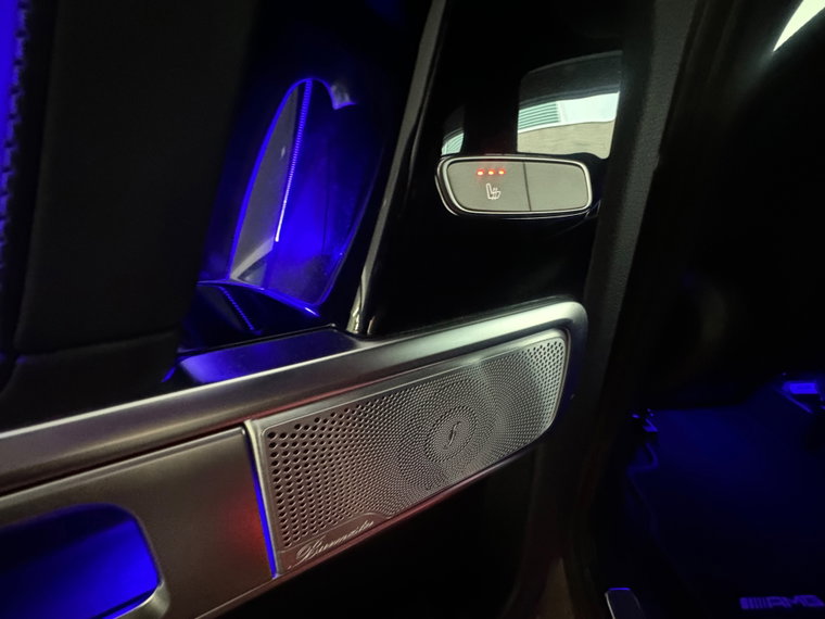 Vehicle Image 38