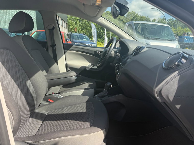 Vehicle Image 36