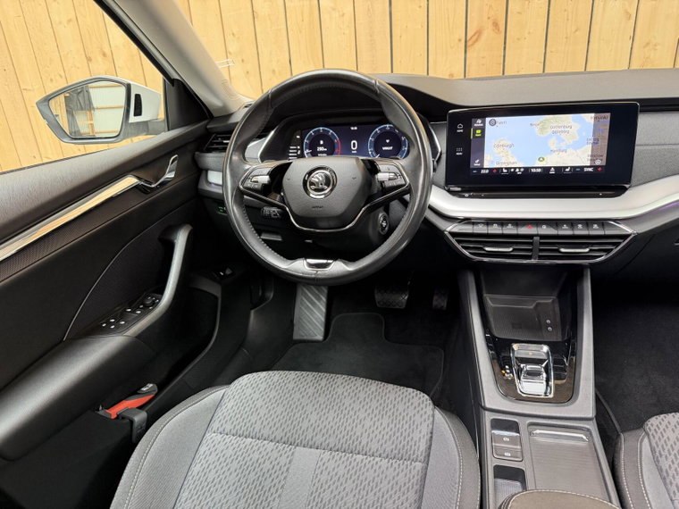 Vehicle Image 39