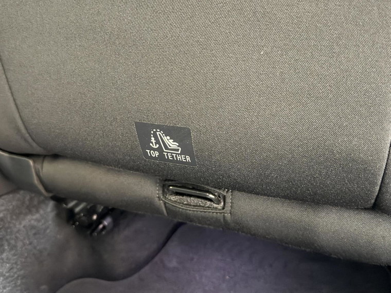 Vehicle Image 60