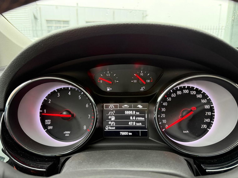 Vehicle Image 36