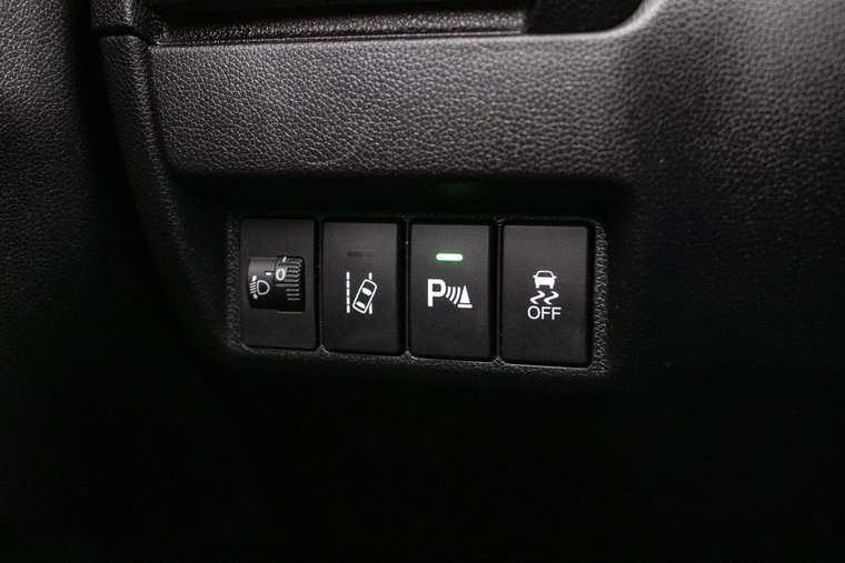 Vehicle Image 24