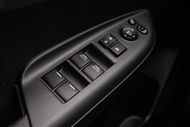 Vehicle Image 40