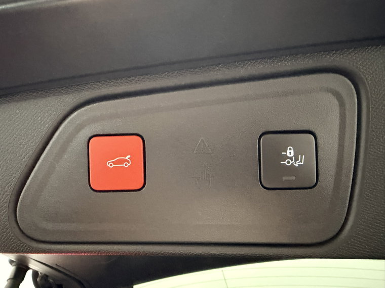 Vehicle Image 29
