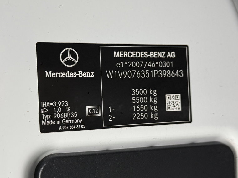 Vehicle Image 31