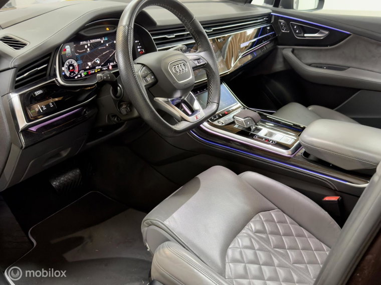 Vehicle Image 40