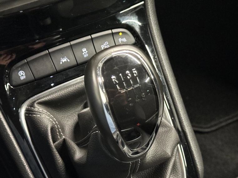 Vehicle Image 39