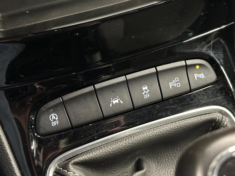 Vehicle Image 40