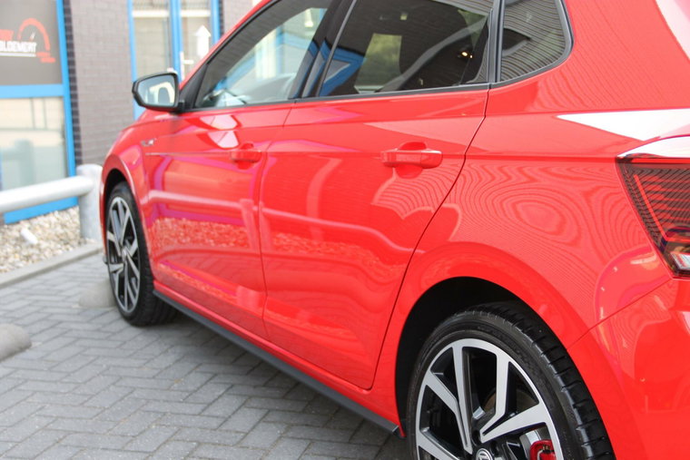Vehicle Image 35