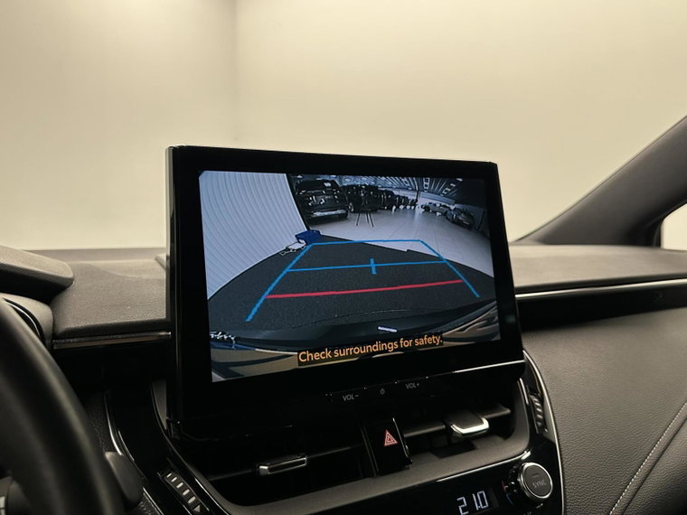 Vehicle Image 30