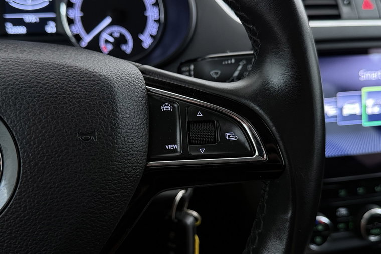 Vehicle Image 36