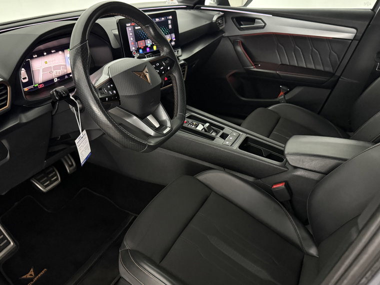 Vehicle Image 36