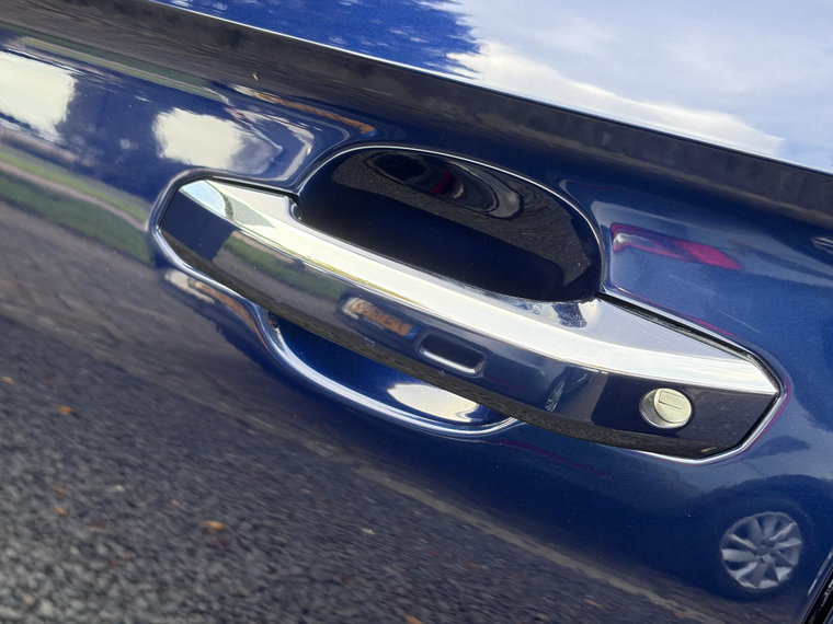 Vehicle Image 51