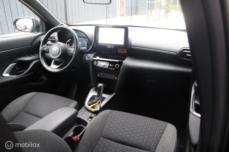 Vehicle Image 32