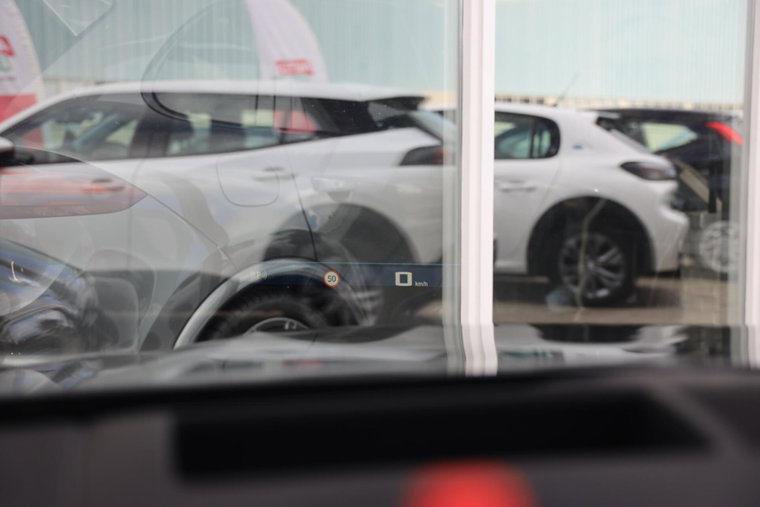 Vehicle Image 39