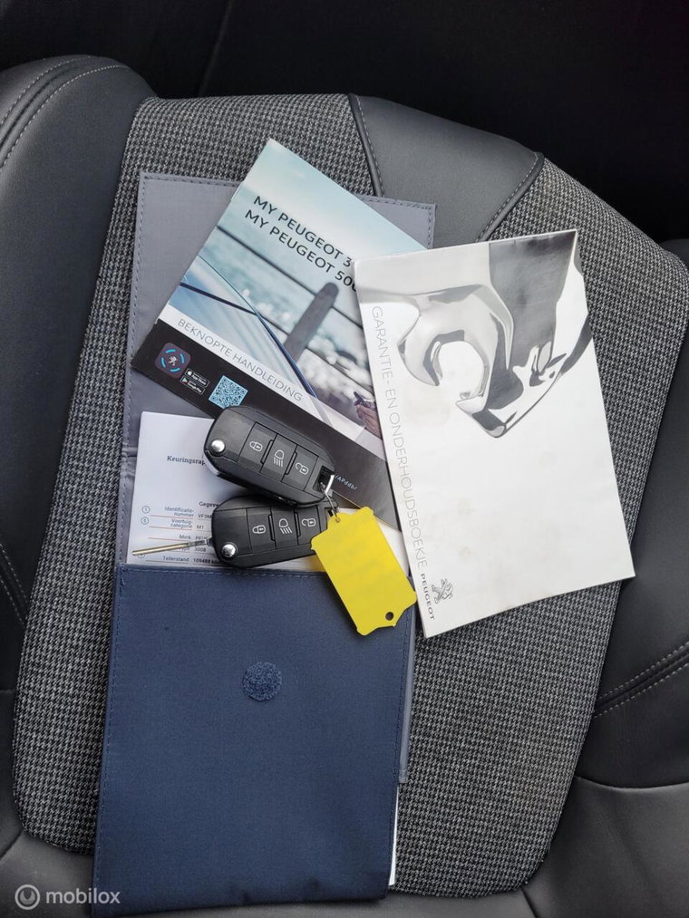 Vehicle Image 19
