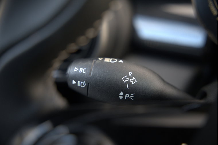 Vehicle Image 38