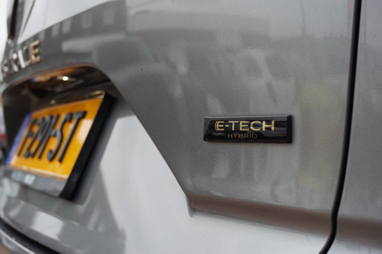 Vehicle Image 8