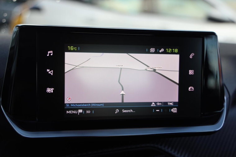 Vehicle Image 19