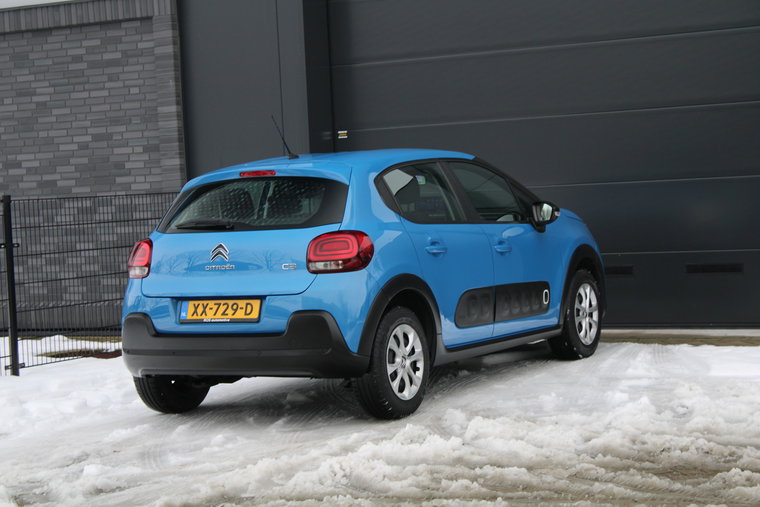 Vehicle Image 35