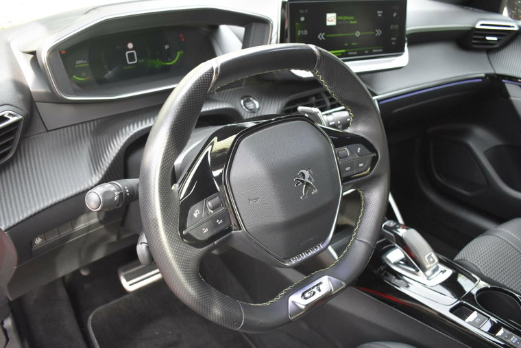 Vehicle Image 15