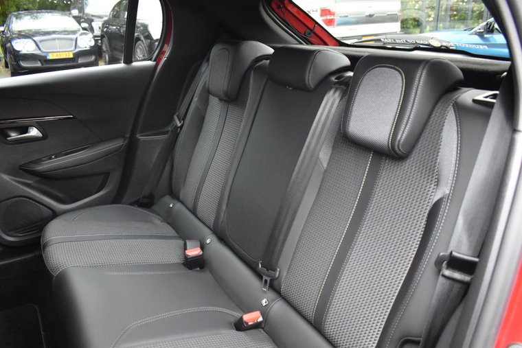 Vehicle Image 20