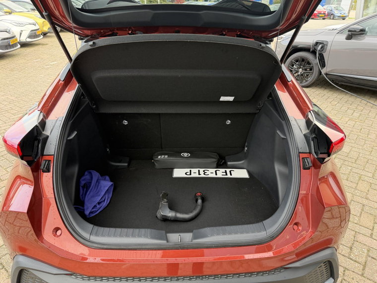Vehicle Image 17