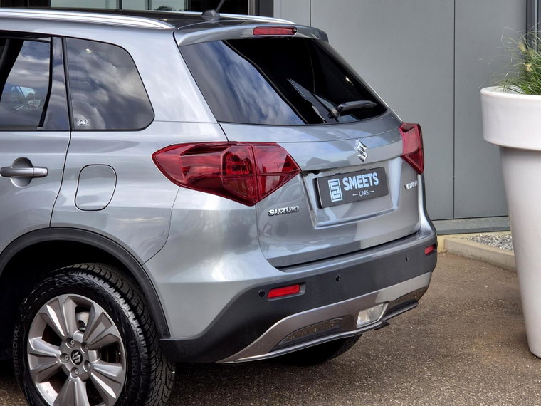 Vehicle Image 18