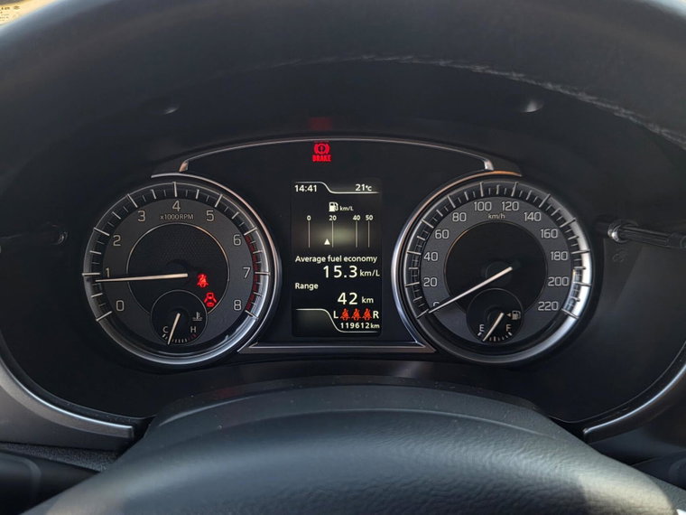 Vehicle Image 25