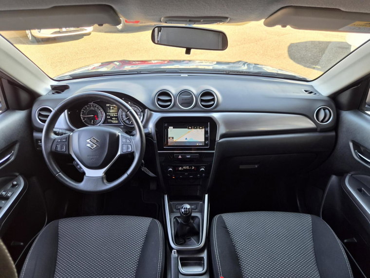 Vehicle Image 6