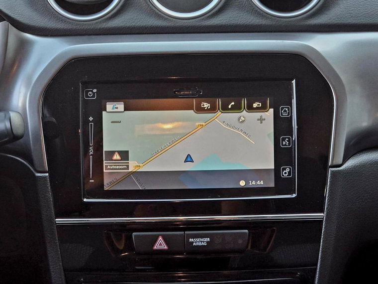 Vehicle Image 11