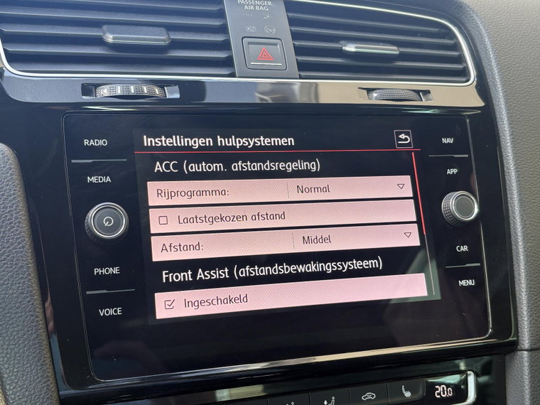 Vehicle Image 38