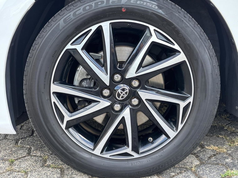 Vehicle Image 17