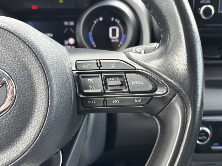 Vehicle Image 23