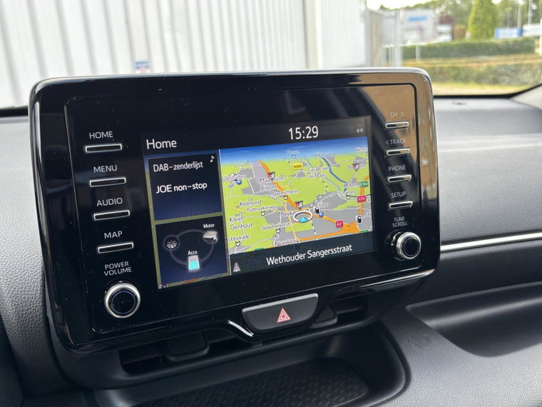 Vehicle Image 10