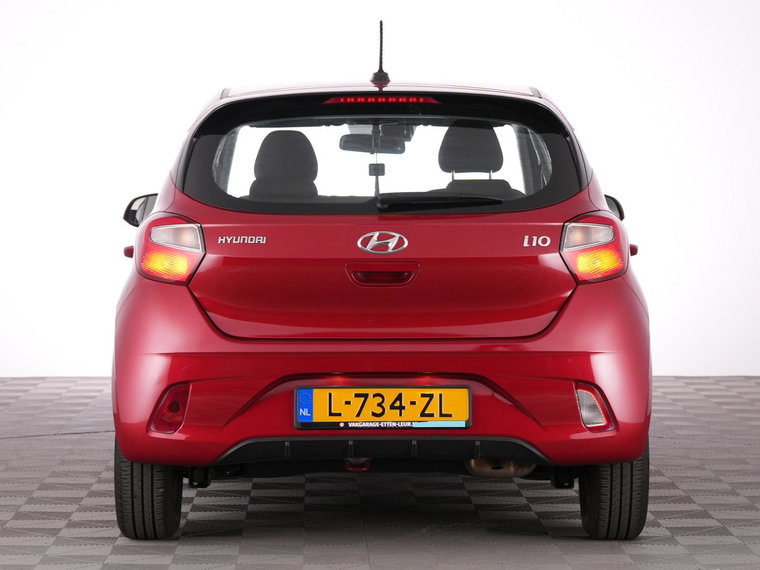 Vehicle Image 18