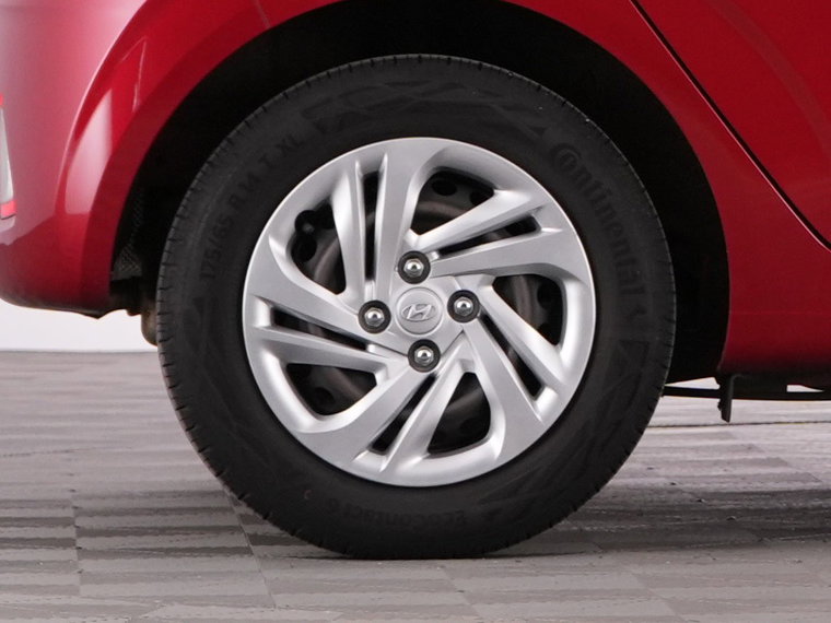 Vehicle Image 39
