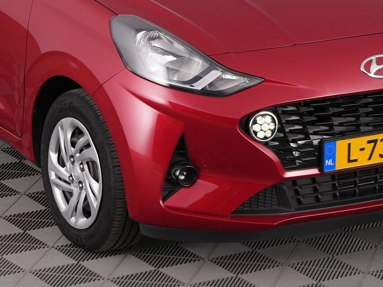 Vehicle Image 11