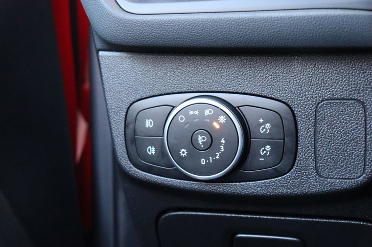 Vehicle Image 26