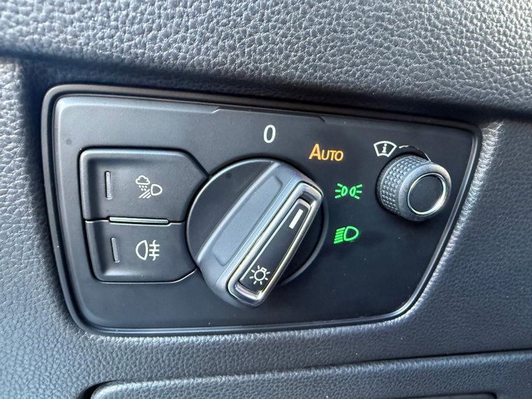 Vehicle Image 53