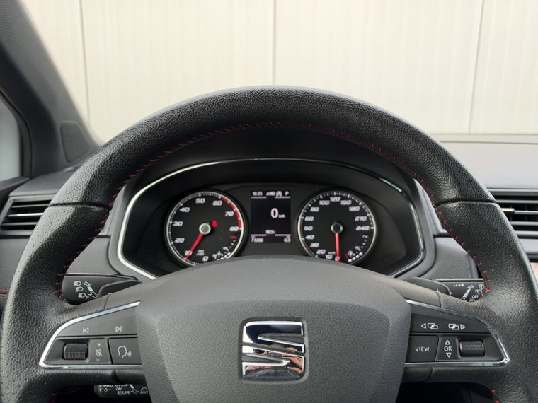 Vehicle Image 26
