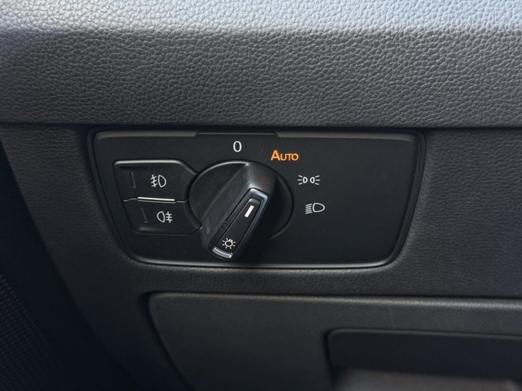 Vehicle Image 53