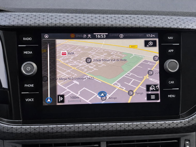 Vehicle Image 11