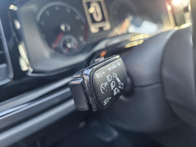 Vehicle Image 34